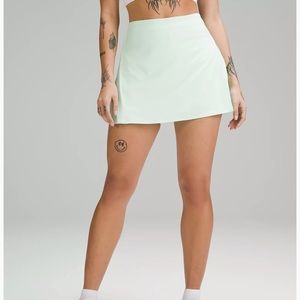 Lululemon Peek Pleat High-Rise Tennis Skirt size 2 color mint